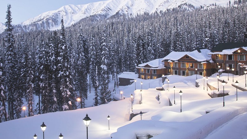 Experience Paradise on Earth: Get Ready for the Ultimate Kashmir Tour