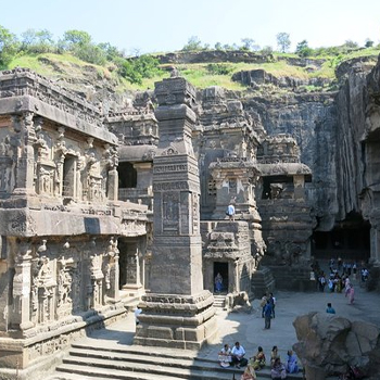 Ajanta Ellora Tour